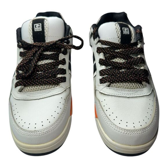Globe Viper Skateboarding Shoes -Men's Size 11 -Black/White -‎ Classic Skate - Picture 1 of 8